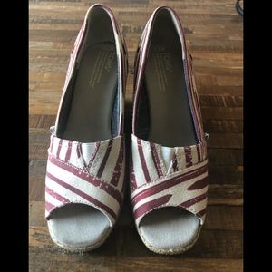 Tom’s Espadrilles Red & White